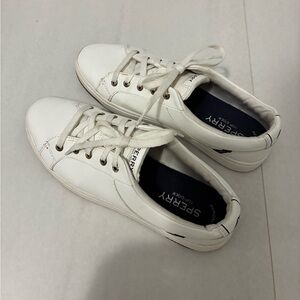 Sperry White Casual Shoes Sneakers Size 8.5